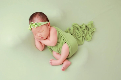 云浮八个月宝宝老是使劲